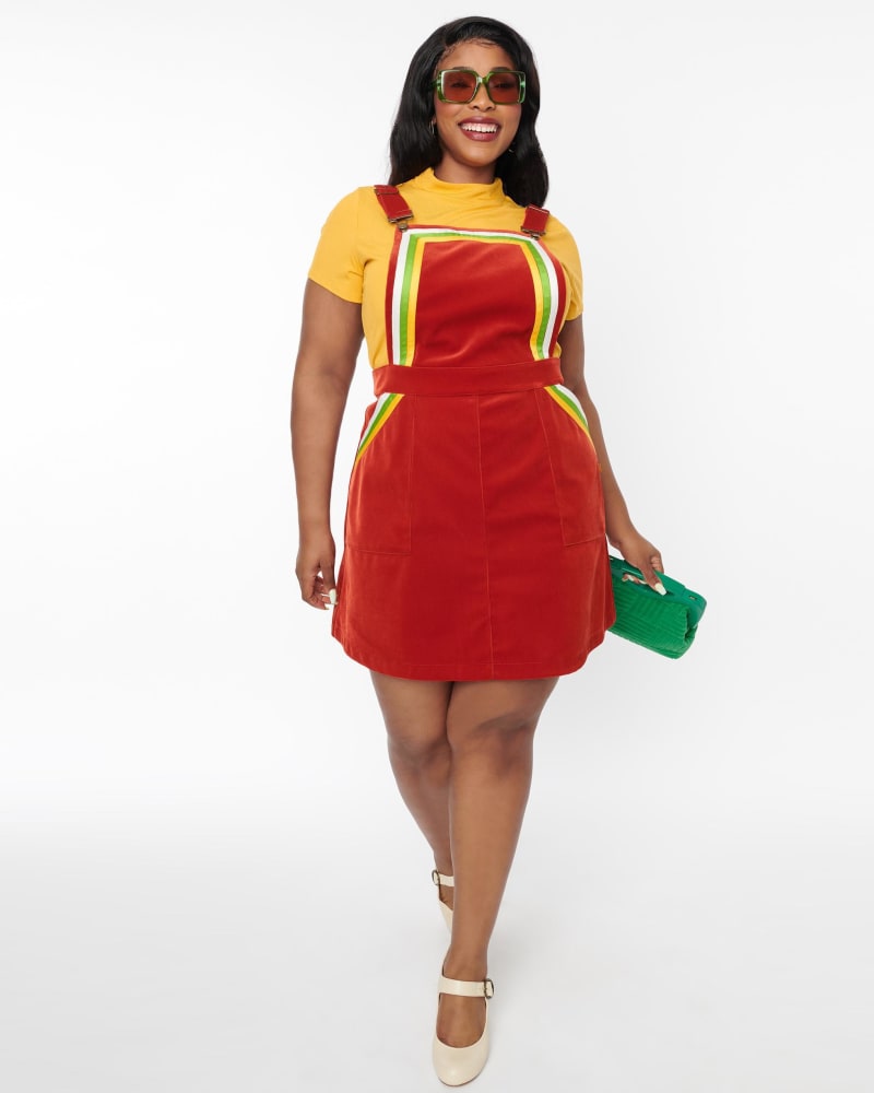 Red pinafore skirt 2025